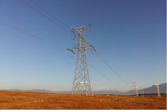 塘泥灣光伏電站220千伏送出工程投入運(yùn)行