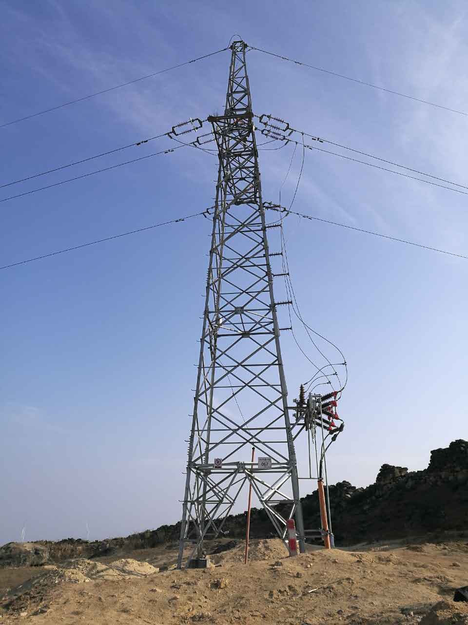 華潤(rùn)隨縣香灣風(fēng)電場(chǎng)35kV集電線路工程投運(yùn)成功