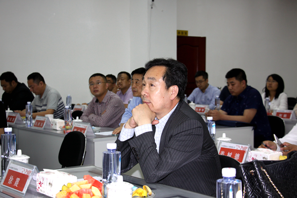 四川省電力企業(yè)協(xié)會(huì)與山東省電力企業(yè)協(xié)會(huì)蒞臨成蜀電力集團(tuán)指導(dǎo)交流