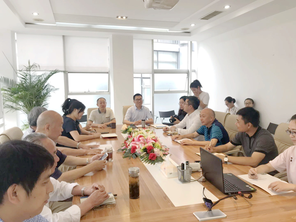 成蜀電力黨支部召開“敢擔(dān)當(dāng) 有作為”組織學(xué)習(xí)會(huì)
