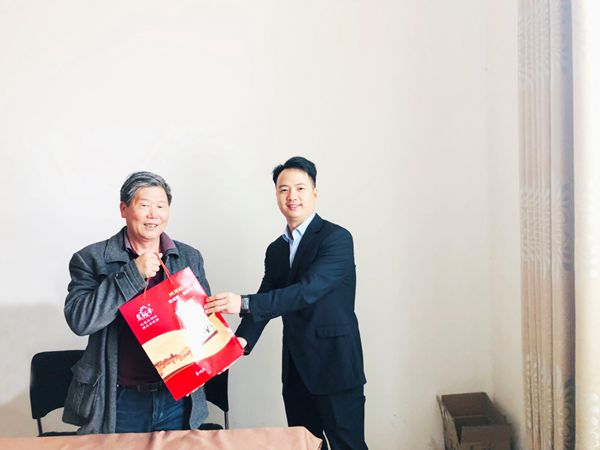 情滿工地暖人心——集團(tuán)工會(huì)慰問河南中部大區(qū)各項(xiàng)目部一線員工