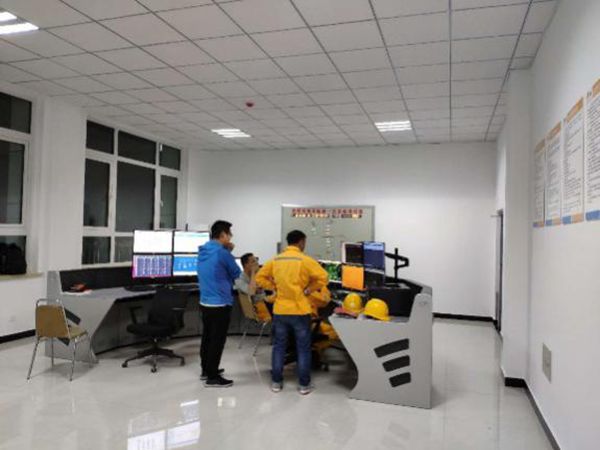 華潤(rùn)新能源膠州風(fēng)電場(chǎng)工程一期220kV升壓站土建、電氣設(shè)備安裝工程倒送電成功