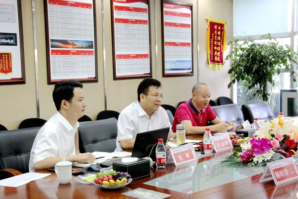 郵政儲蓄銀行高新支行領(lǐng)導(dǎo)一行來我司考察交流