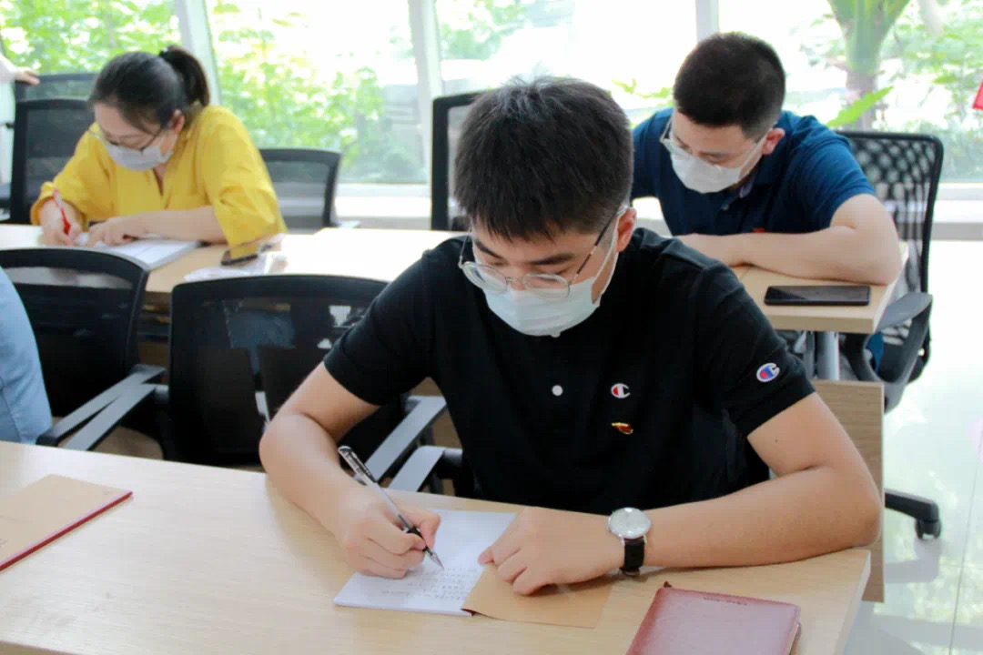 中共成蜀電力支部委員會(huì)召開 “不忘初心、不負(fù)韶華”專題組織生活會(huì)