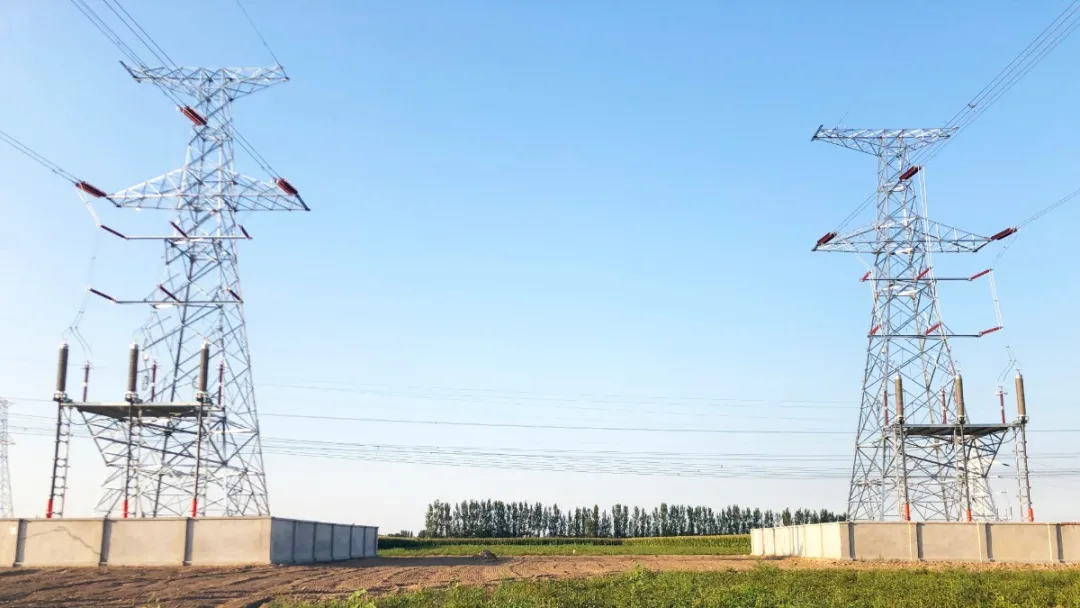 【成蜀·動態(tài)】華潤新能源陵城一期（50MW）風電項目220kV送出線路和35kV集電線路一次帶電成功