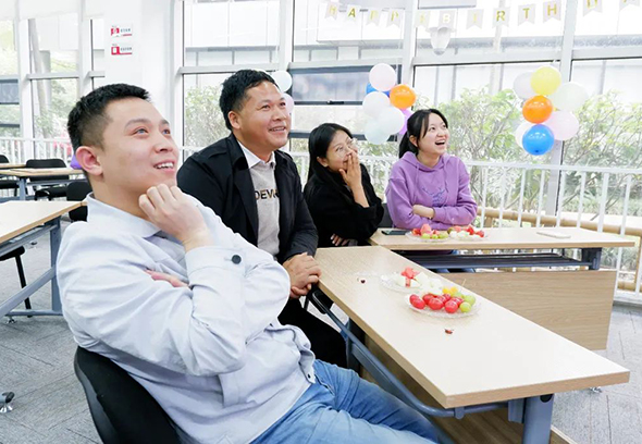 “溫情成蜀，歡喜相聚”成蜀電力集團(tuán)一季度職工生日會(huì)，將歡樂和溫暖“拉滿”