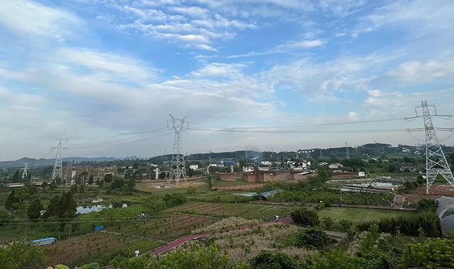 新建漢巴南鐵路南充段500kV電力線路遷改還建工程順利完工