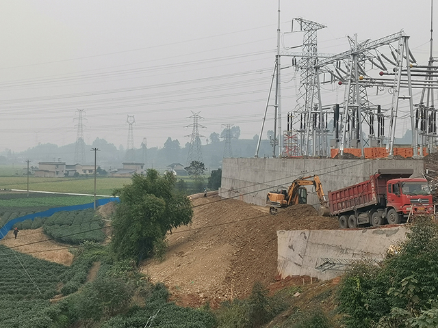 500kV南天變電站間隔擴(kuò)建工程竣工投運(yùn)