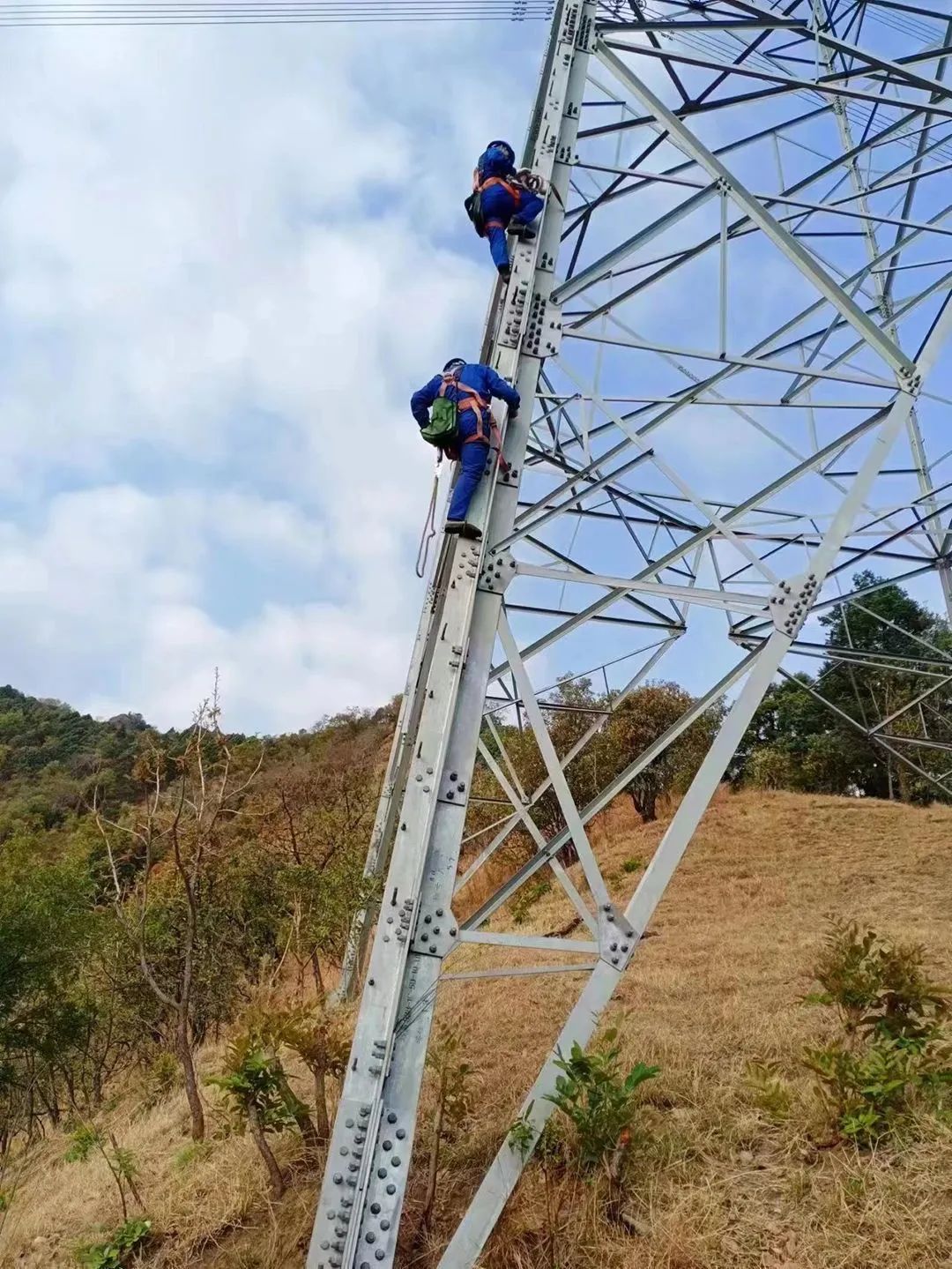 500kV二欖一、二線綜合檢修任務(wù)圓滿完成