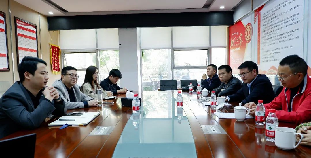 都江堰友愛學(xué)校一行到成蜀電力集團(tuán)參觀交流