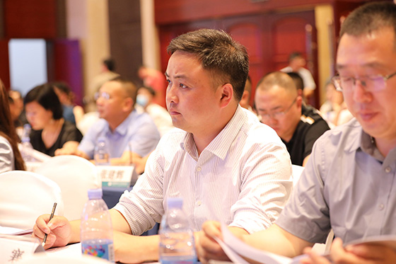 我司員工獲評成都電力行業(yè)協(xié)會先進個人