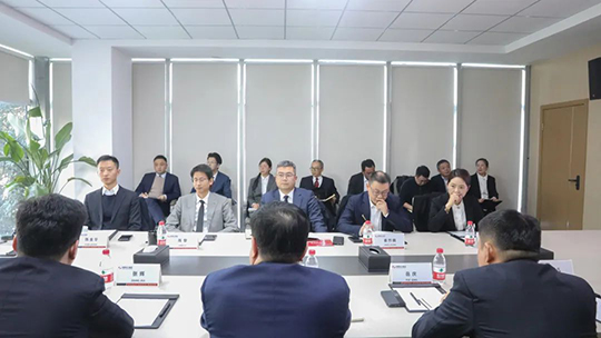 成蜀電力集團舉行2025年度經(jīng)營目標(biāo)責(zé)任書簽訂儀式