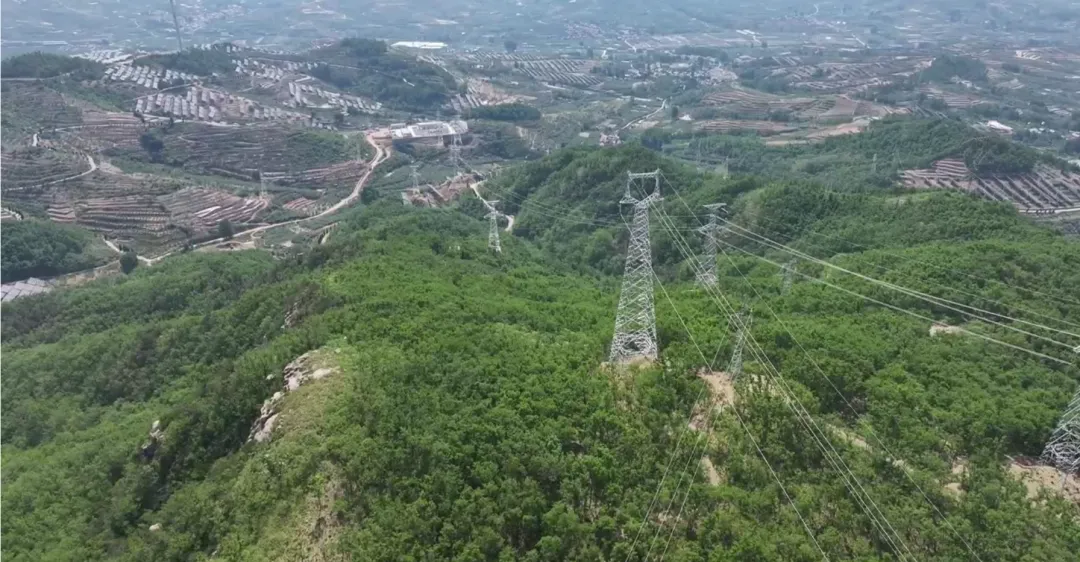 華潤電力沂源西里150MW農(nóng)光互補光伏發(fā)電項目220kV送出線路及對側(cè)站改造EPC工程成功送電