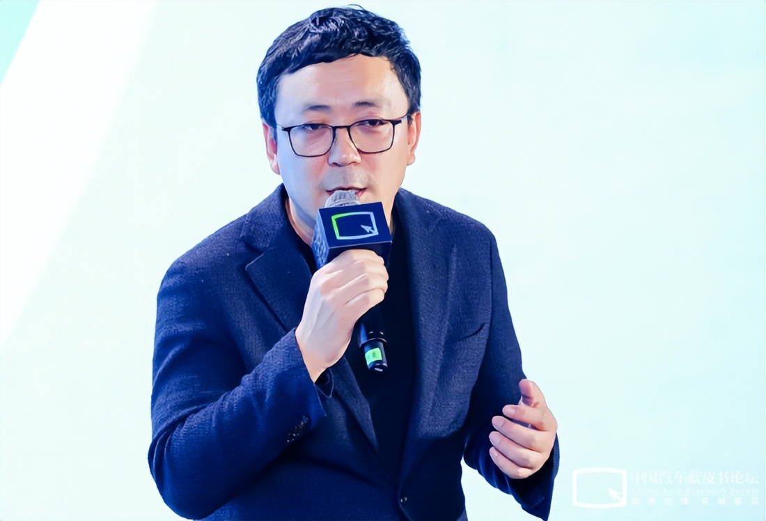 車(chē)圈大佬集體反思內(nèi)卷亂象！造假售假，水軍盛行，余承東叫苦：智駕橫評(píng)不充值就墊底