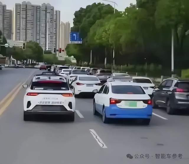 20輛Robotaxi車胎一夜被扎爆…