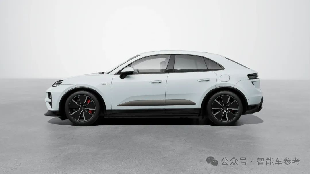 保時捷全新純電Macan 56.5萬起售，網(wǎng)友：不考慮雜牌車