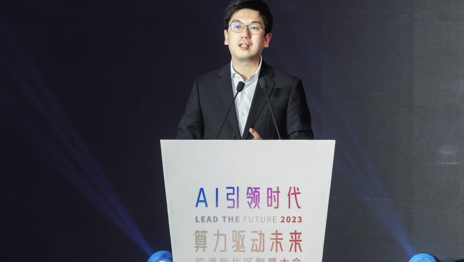上海強攻算力高地，打響大模型商用基建第一槍