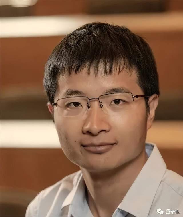 阿里數(shù)學競賽最年輕金獎得主：17歲北大讀大二，小學就看數(shù)學分析