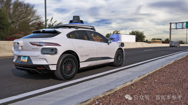 20輛Robotaxi車胎一夜被扎爆…