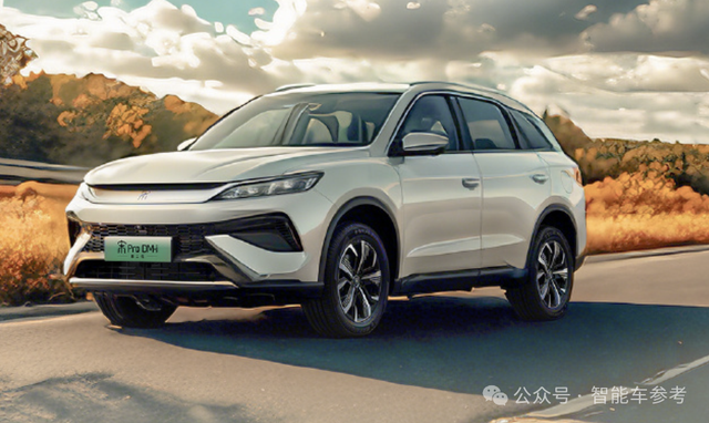 中國(guó)車的金九銀十：比亞迪狂賣42萬輛，理想銷量超BBA，鴻蒙智行單日5200大定
