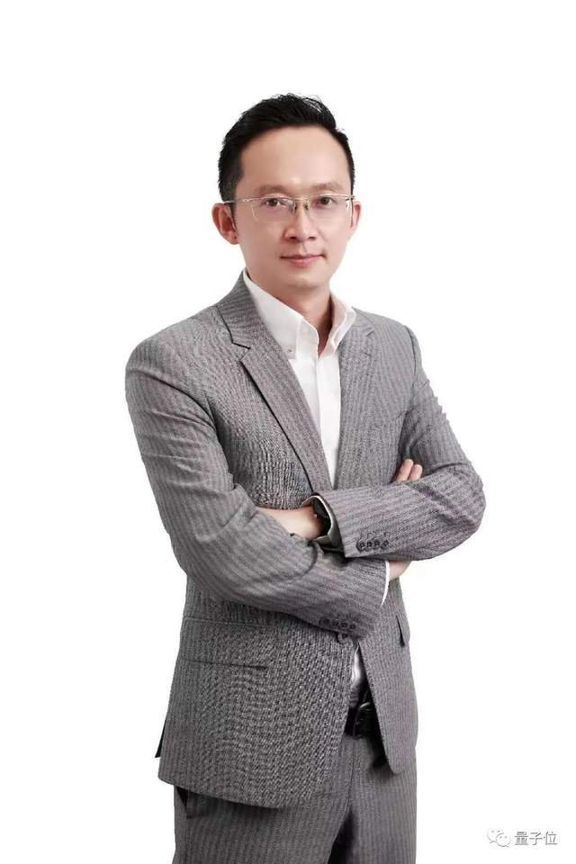 一個(gè)廣告營(yíng)銷(xiāo)人的AIGC自白 ｜對(duì)話(huà)奧創(chuàng)光年