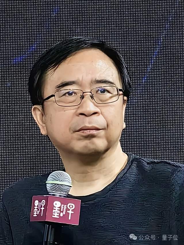 潘建偉團(tuán)隊(duì)突破量子操控極限！AI助力2024個(gè)原子60毫秒精準(zhǔn)重排