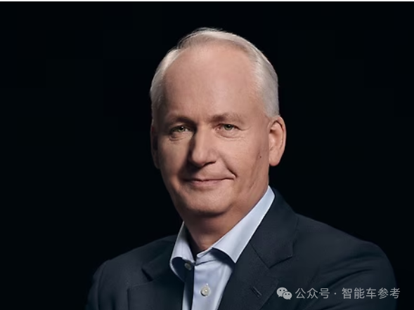 奔馳高管大換血！12年大中華區(qū)負(fù)責(zé)人易位，誰來直面BBA在華寒冬？