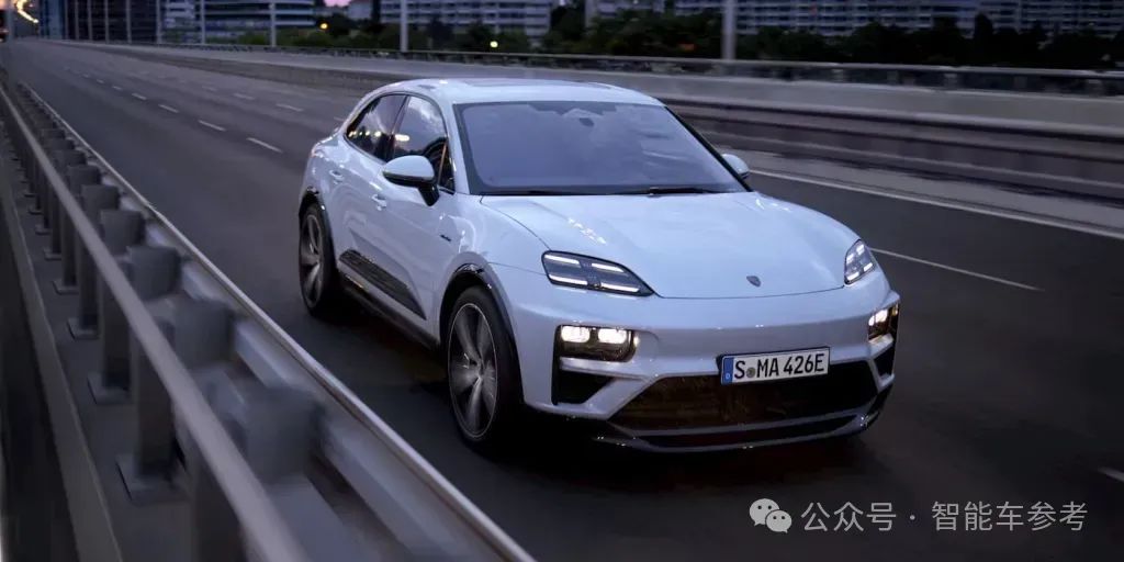 保時捷全新純電Macan 56.5萬起售，網(wǎng)友：不考慮雜牌車