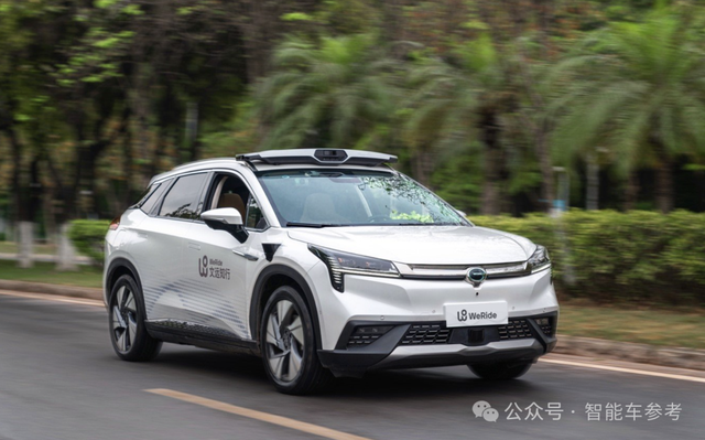 智駕獨角獸IPO：加冕全球通用自動駕駛第一股！市值406億，Robobus落地全球近30城