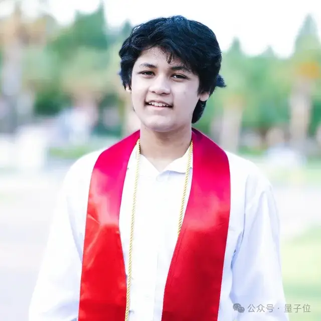 16歲炒馬斯克魷魚，SpaceX天才轉(zhuǎn)投北大數(shù)學(xué)校友趙鵬麾下