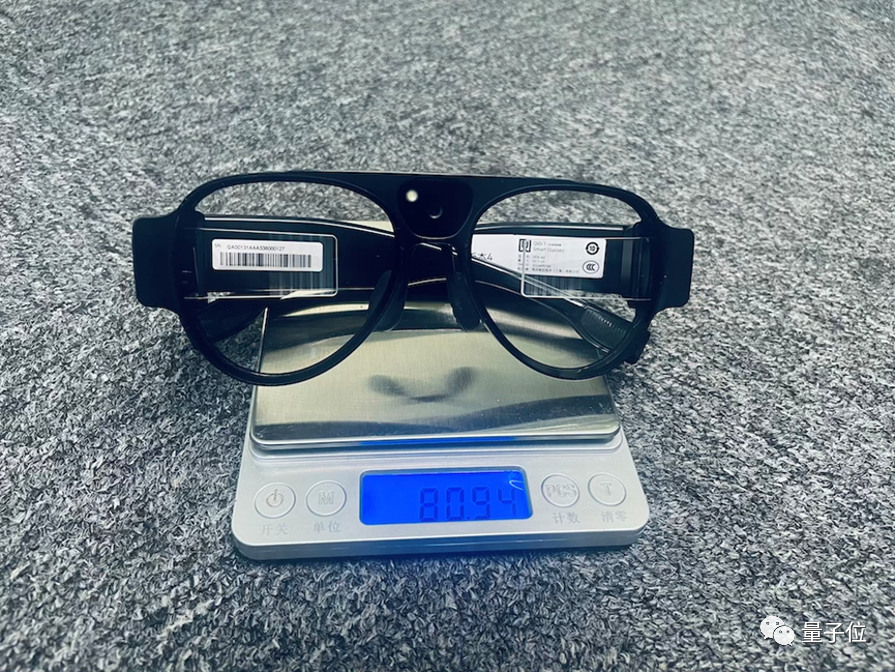 4999！這款智能眼鏡在進(jìn)博會(huì)上火了，背后團(tuán)隊(duì)已獲阿里千萬(wàn)元戰(zhàn)略投資