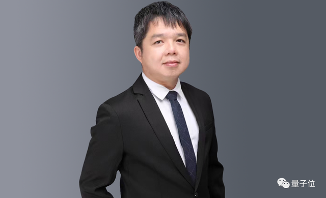 國內(nèi)最新量子計算機真機亮相！求解加速超100倍，創(chuàng)始團隊來自清華中科院等