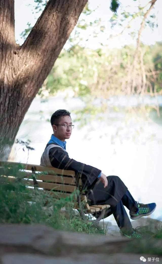 阿里數(shù)學競賽最年輕金獎得主：17歲北大讀大二，小學就看數(shù)學分析