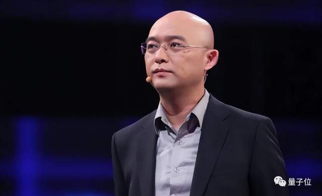 天工大模型登頂多模態(tài)榜單！解決幻覺、跨語言兩大難題