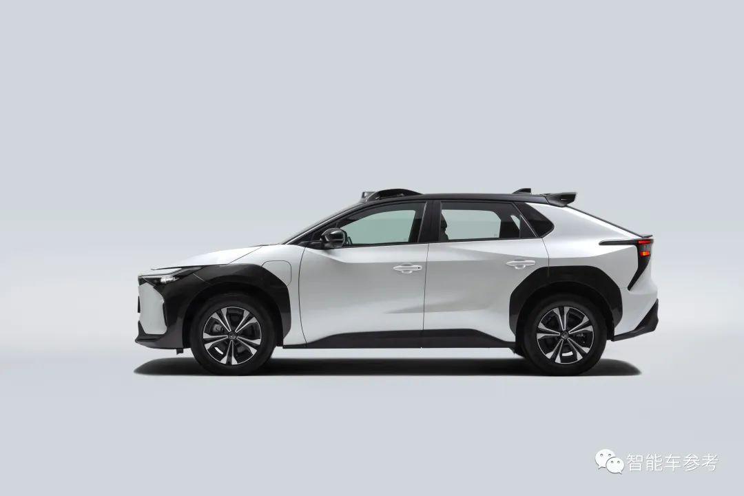 豐田首款Robotaxi亮相：日本車，中國魂