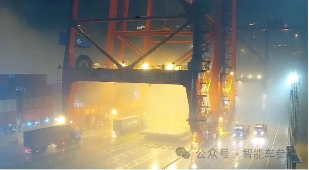 全無(wú)人駕駛舟山港落地，連車頭都去了
