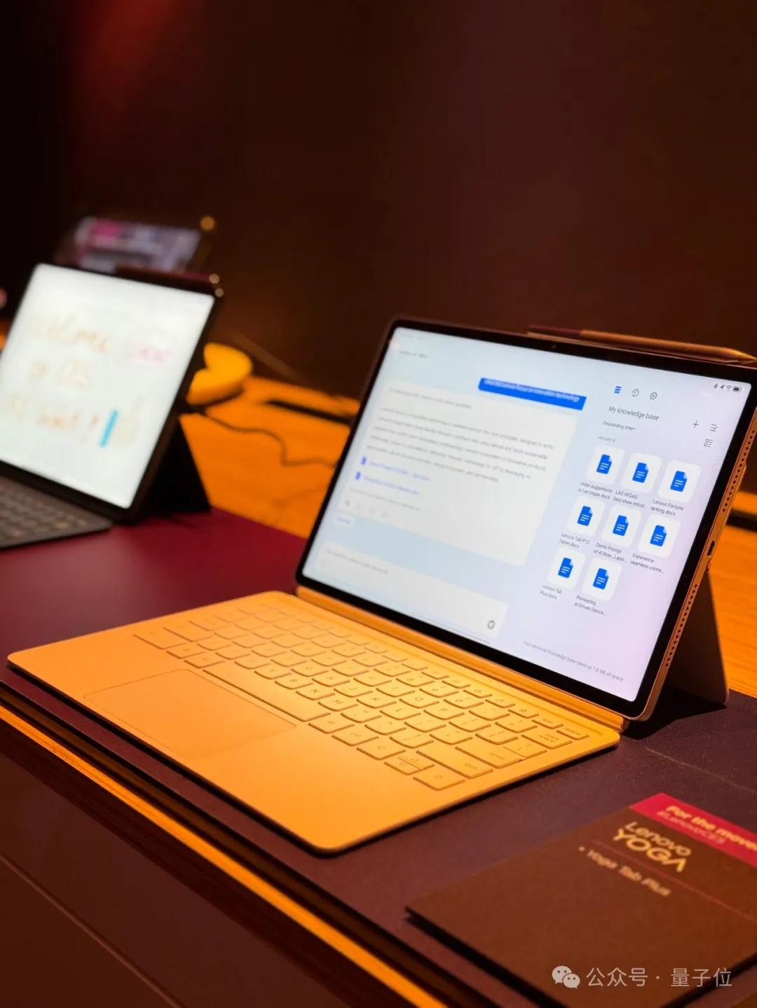 黃仁勛評(píng)價(jià)AI PC銷量不及預(yù)期，聯(lián)想VP回應(yīng)了｜CES 2025