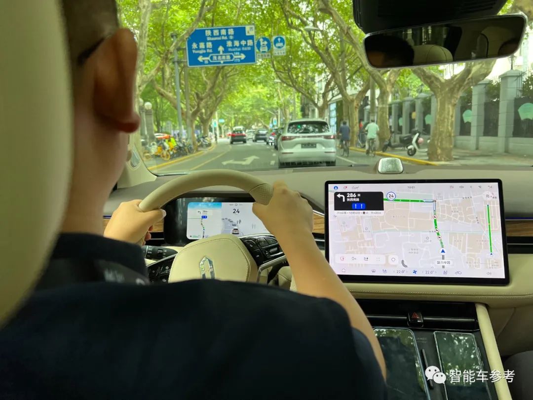華為發(fā)布25萬級大5座SUV，一手試駕實測在此