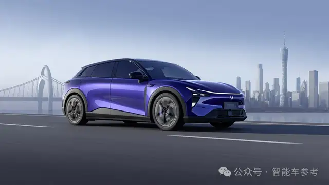 小米汽車越火爆，極越越懷才不遇